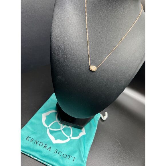 Kendra Scott Jewelry - Kendra Scott Elisa Necklace